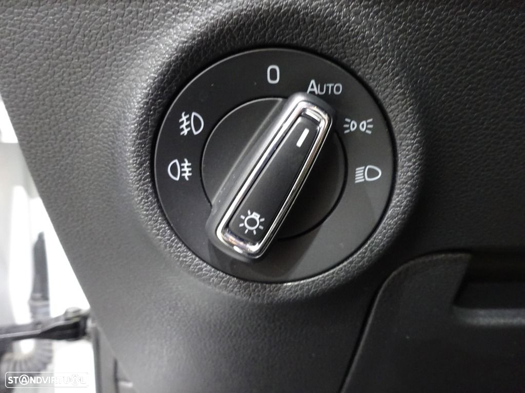 Skoda Karoq 1.6 TDI Style DSG - 10