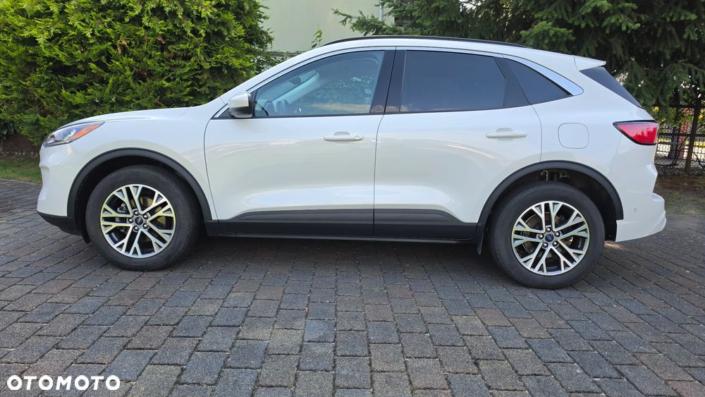 Ford Kuga - 8