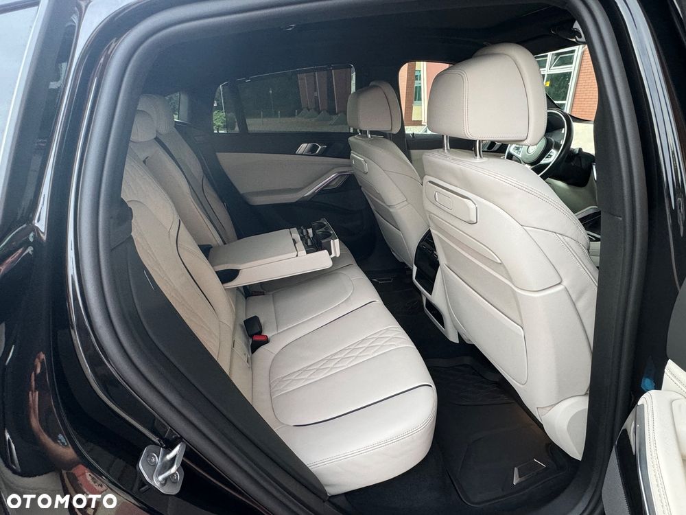 BMW X6 xDrive30d - 27