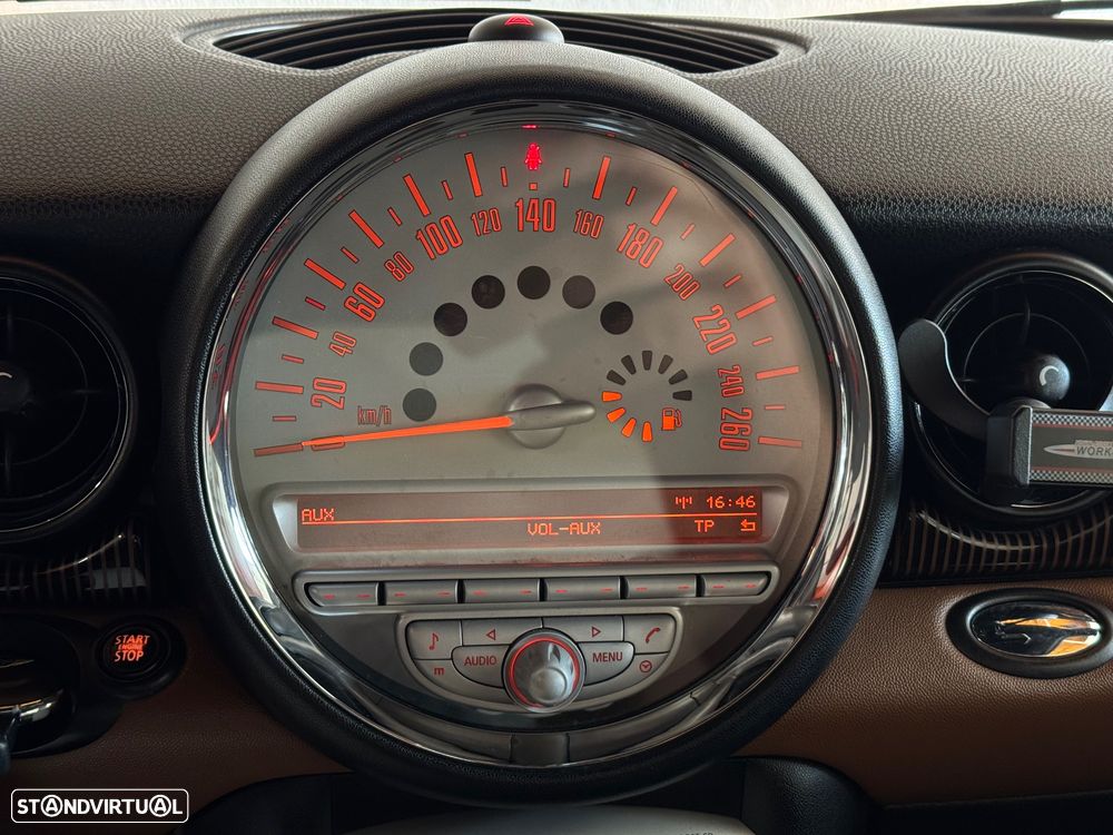 MINI 3 Portas Cooper D 50 Mayfair - 21