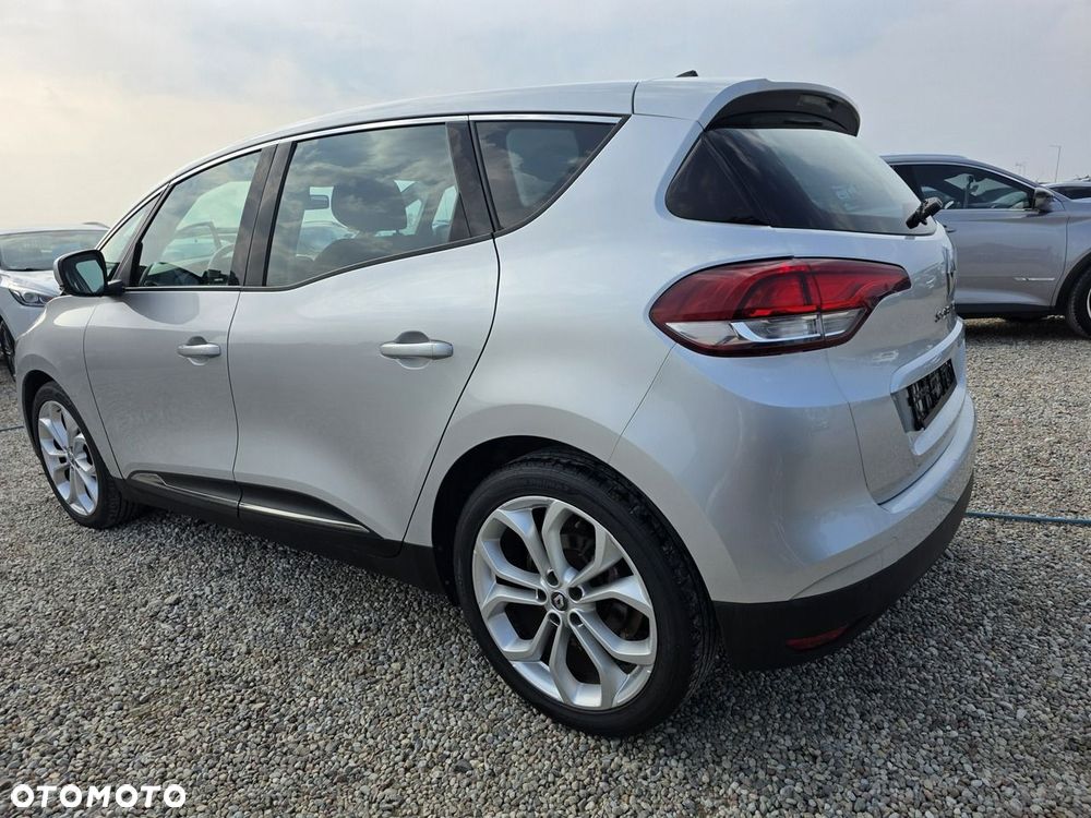 Renault Scenic - 9