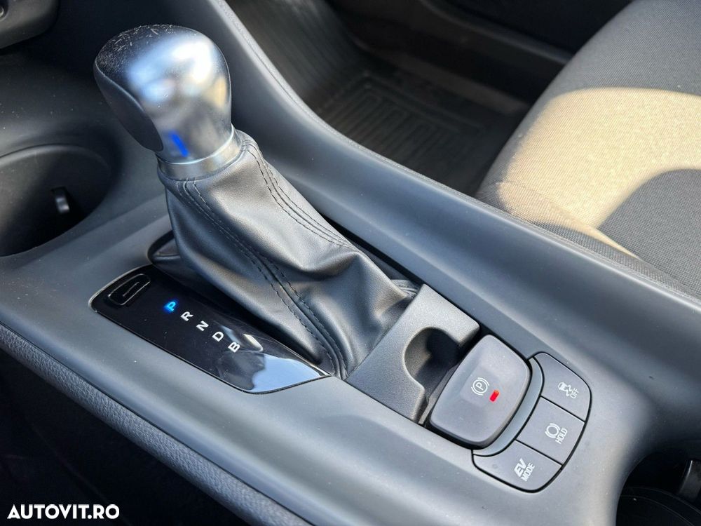 Toyota C-HR 1.8 HSD 122 CP 4x2 CVT Core - 10