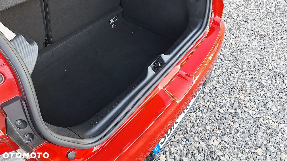 Renault Clio - 25