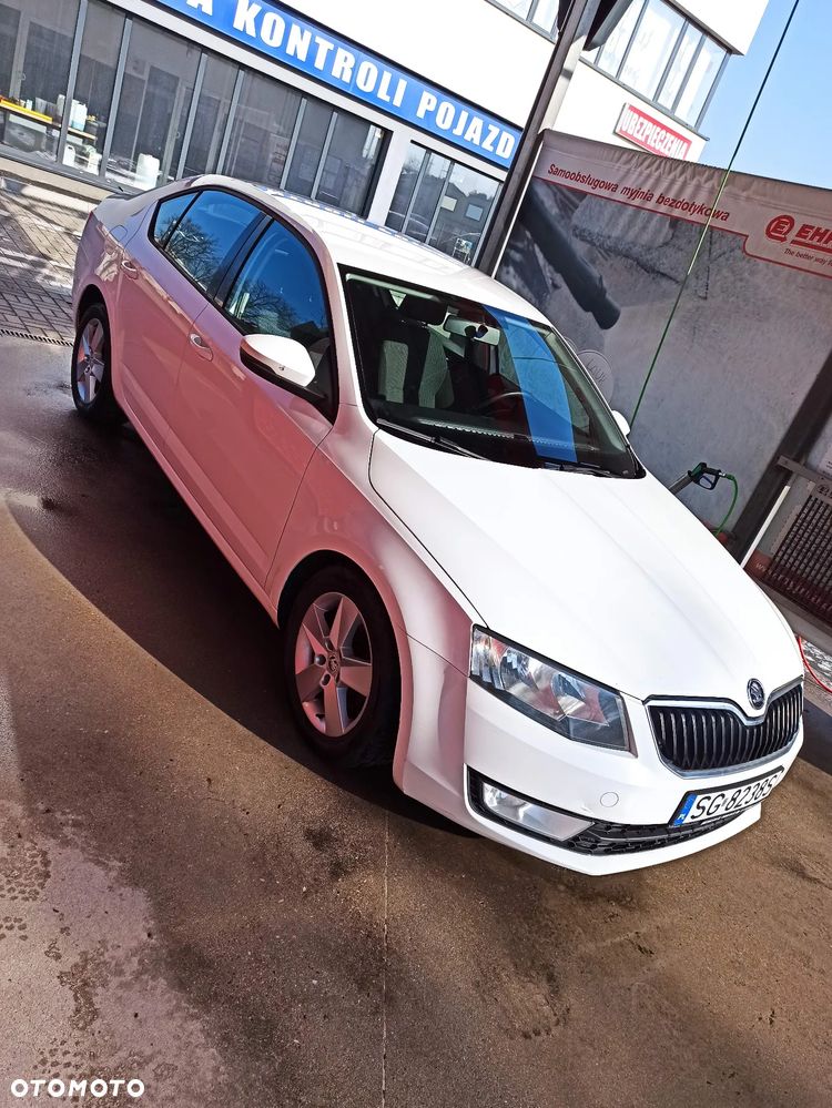 Skoda Octavia 2.0 TDI Edition - 6
