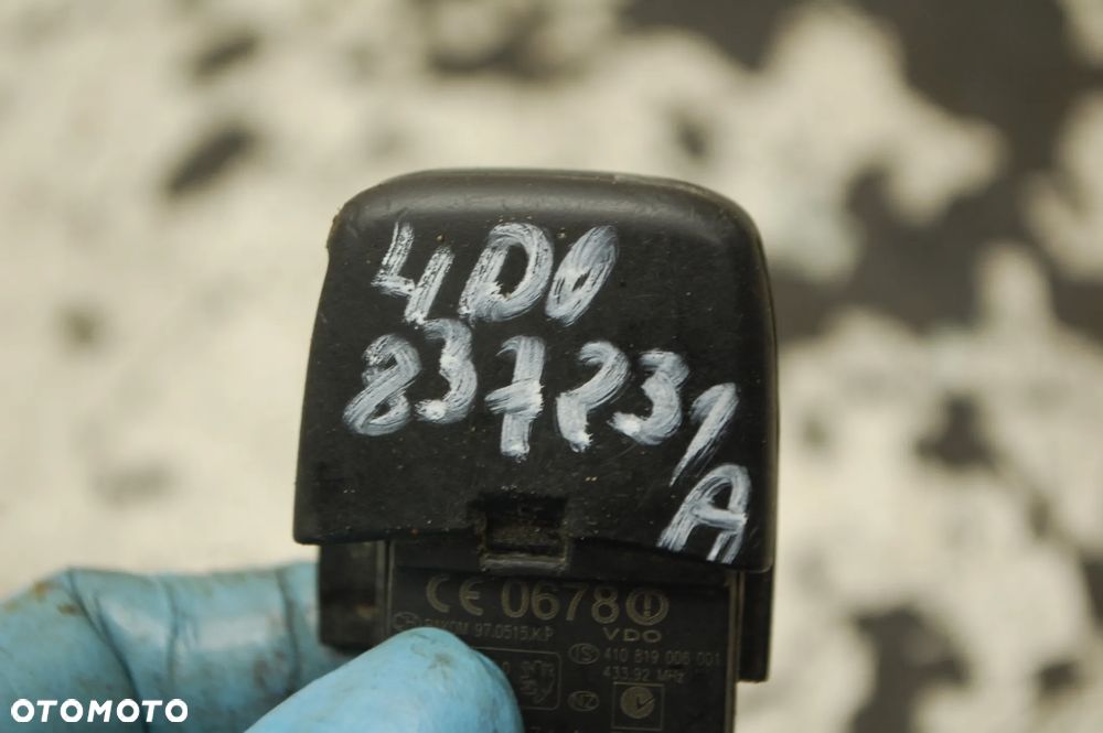 PILOT CENTRALNEGO ZAMKA 4D0837231A AUDI A3 8L LIFT A6 C5 - 3