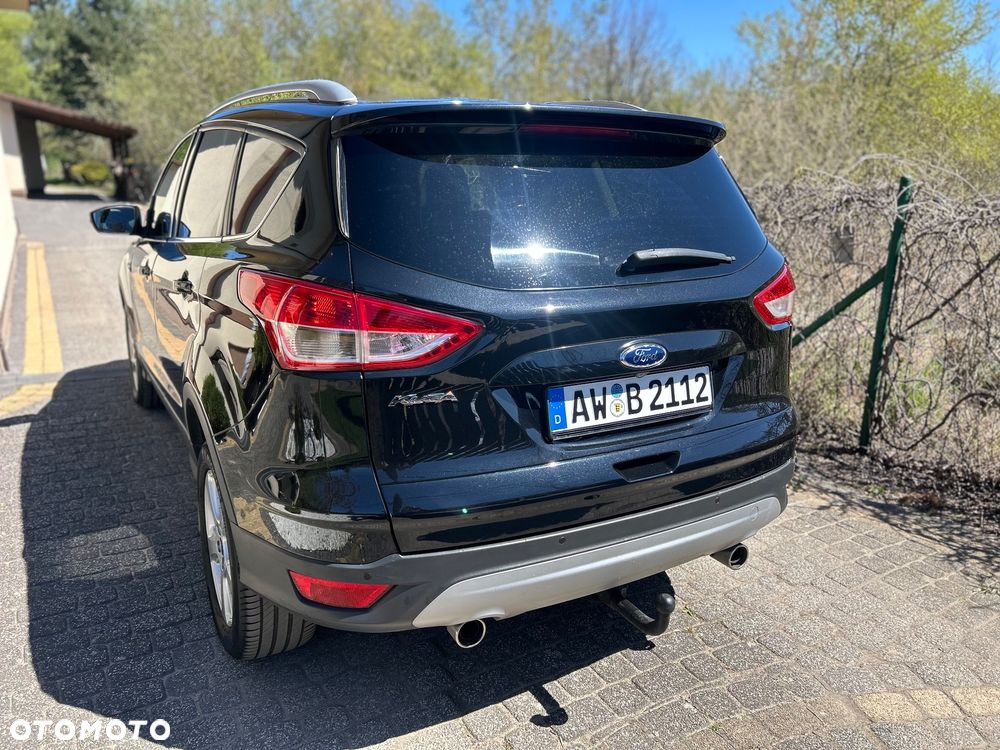 Ford Kuga 2.0 TDCi 2x4 Titanium - 7