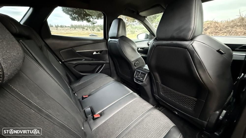 Peugeot 3008 1.2 PureTech GT Line - 34