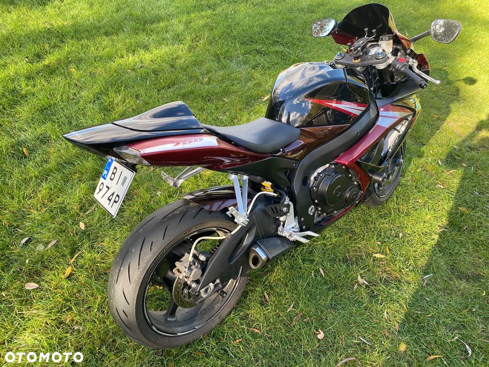 Suzuki GSX-R - 7