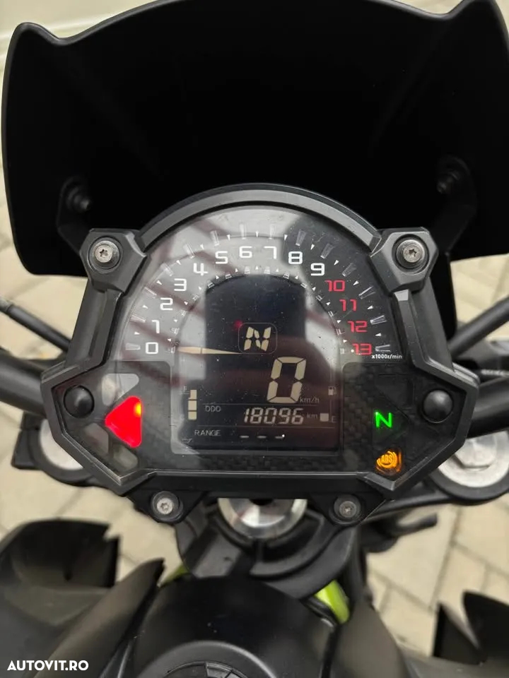 Kawasaki Z 650 - 10
