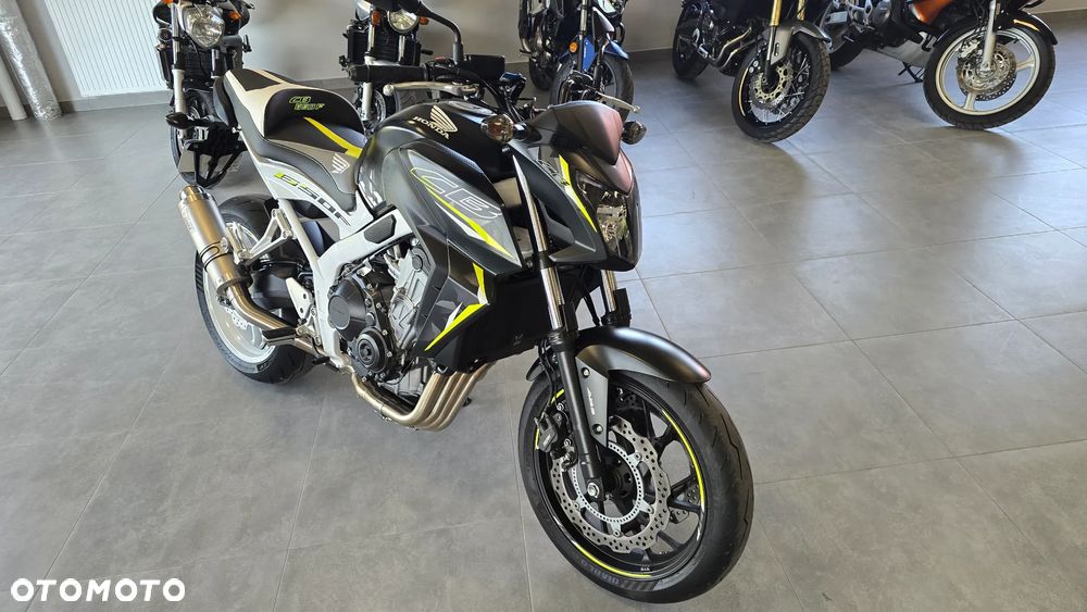 Honda CB - 30