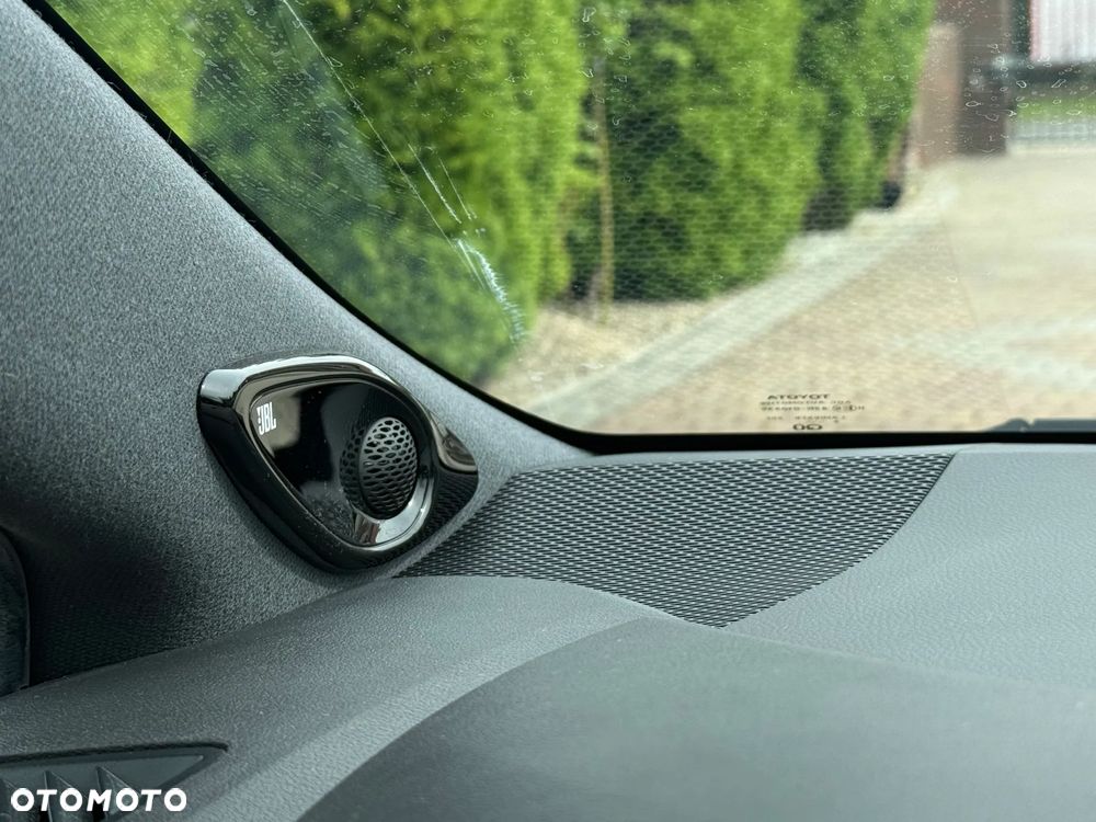 Toyota Corolla 2.0 Hybrid Touring Sports Lounge - 20