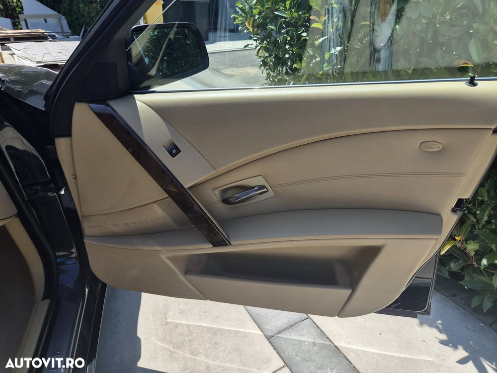 BMW Seria 5 520d - 17
