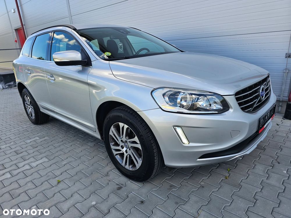 Volvo XC 60 D3 Momentum - 11