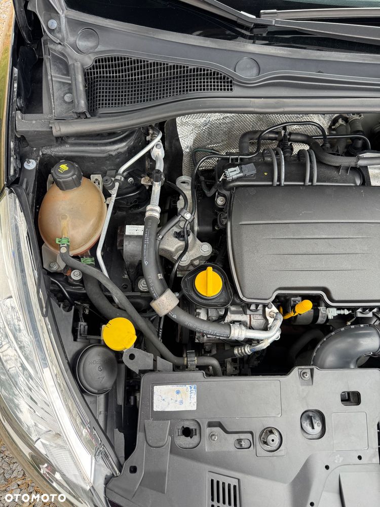 Renault Clio 1.2 16V Confort Dynamique - 22