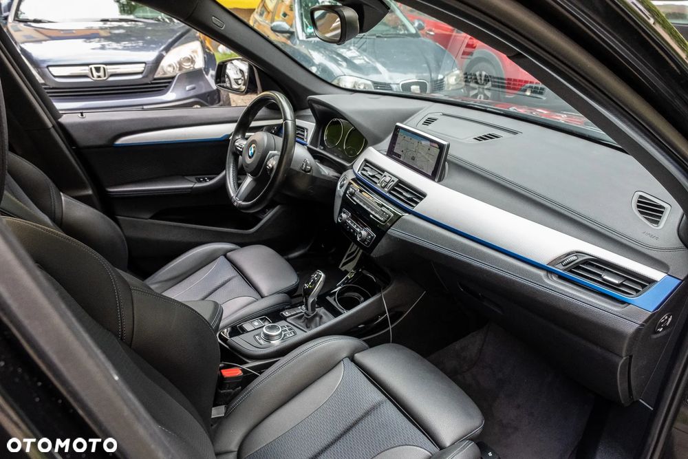 BMW X1 xDrive20i M Sport - 14