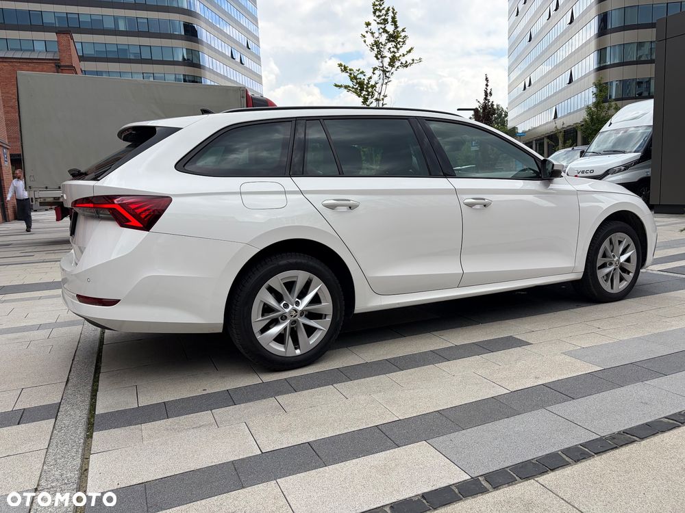 Skoda Octavia 2.0 TDI Ambition DSG - 18