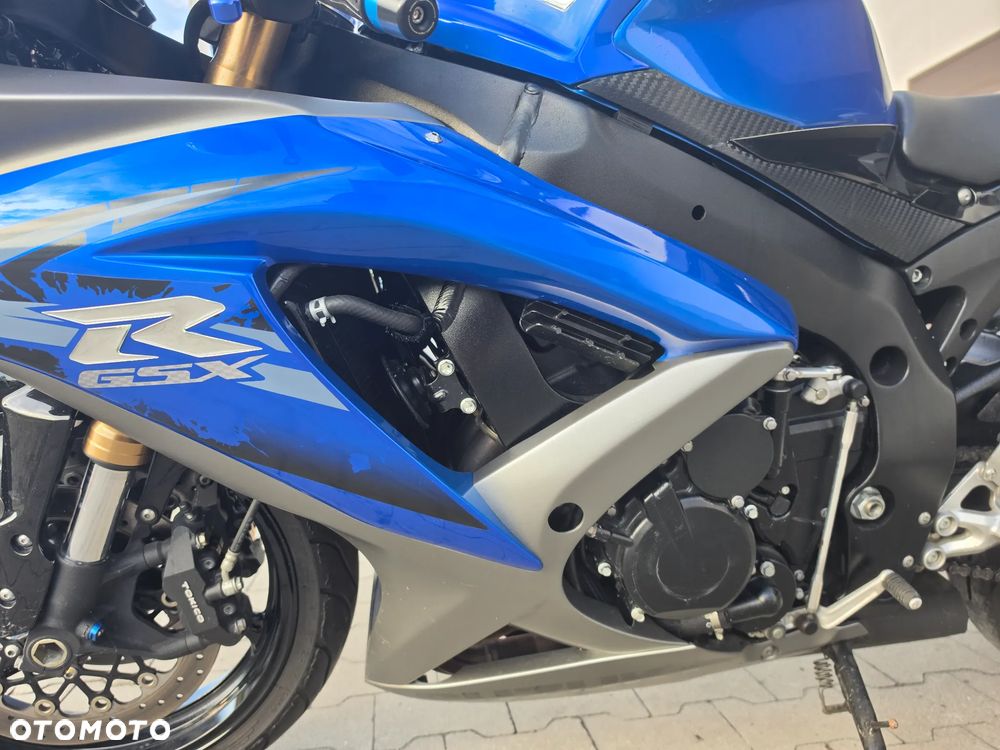 Suzuki GSX-R - 11