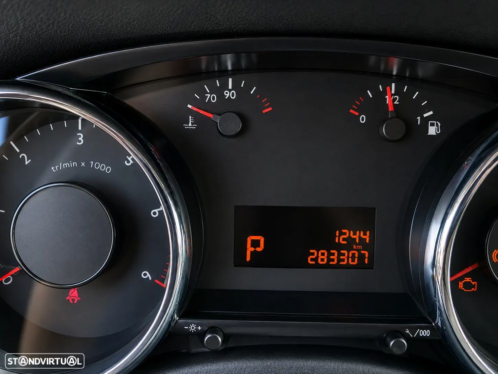 Peugeot 5008 - 4