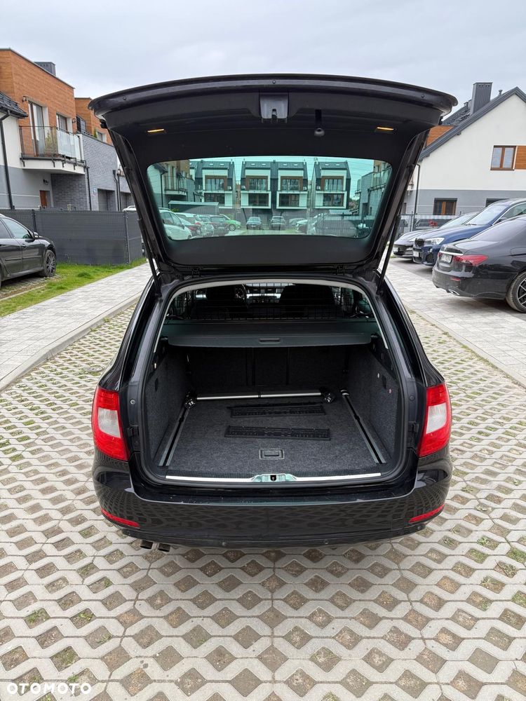 Skoda Superb 1.4 TSI Family - 27