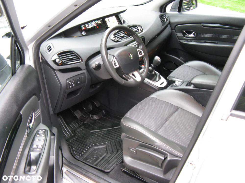Renault Scenic 1.6 16V TomTom Edition - 22