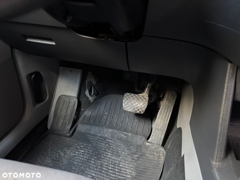 Volkswagen Caddy - 11