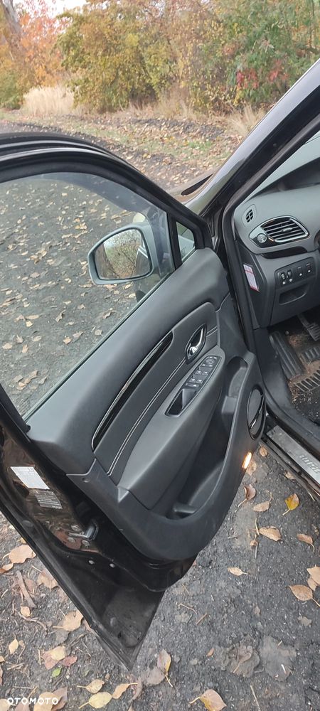 Renault Scenic - 6