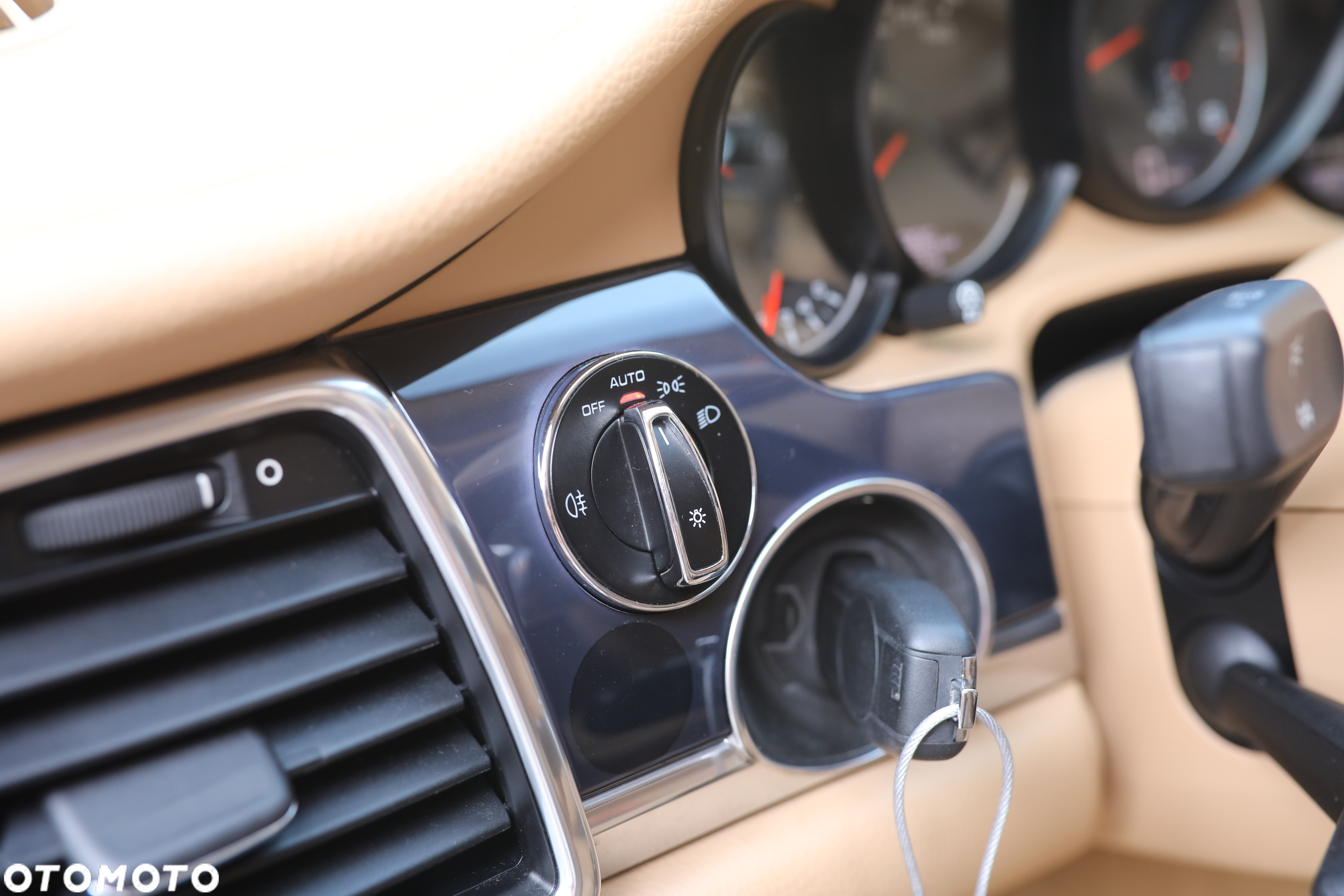 Porsche Panamera PDK - 19