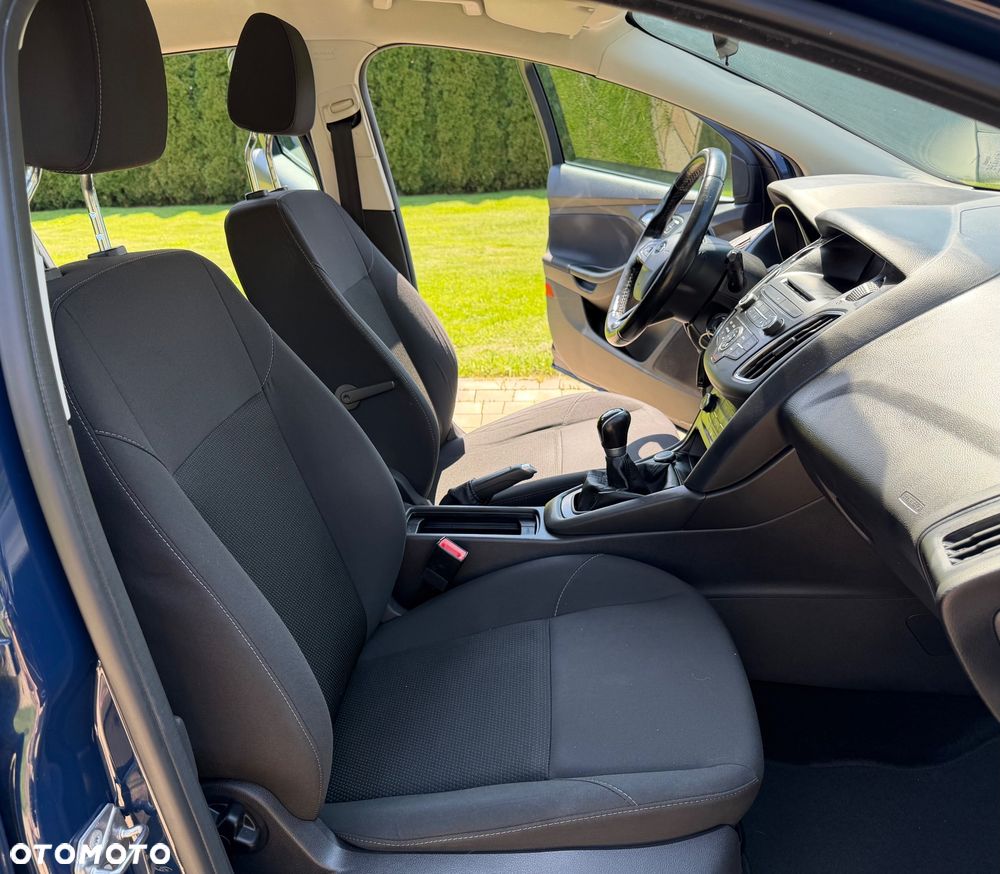 Ford Focus 1.6 Ambiente Start - 27