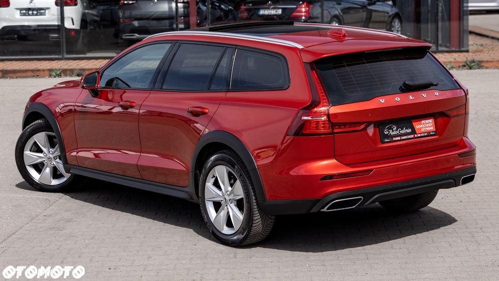 Volvo V60 Cross Country T5 AWD Geartronic Pro - 10