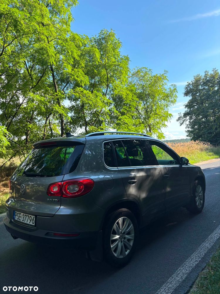 Volkswagen Tiguan - 5