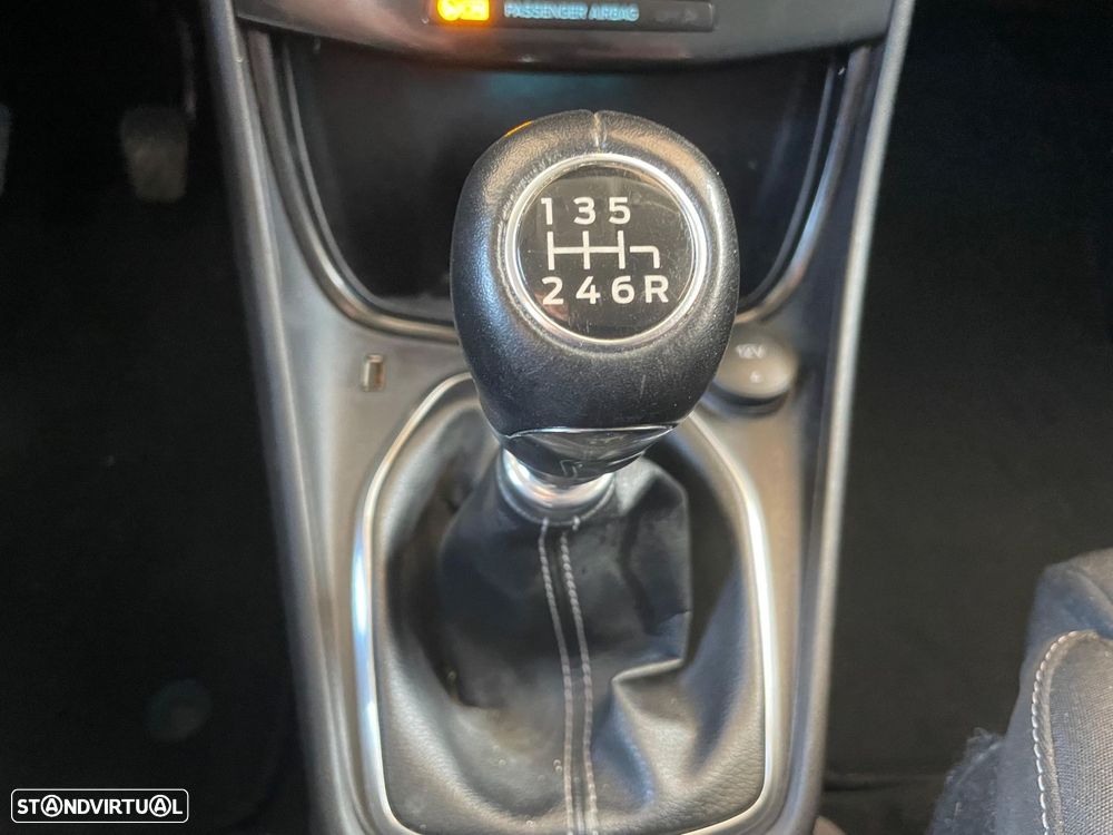 Ford Puma 1.0 EcoBoost MHEV Titanium - 25