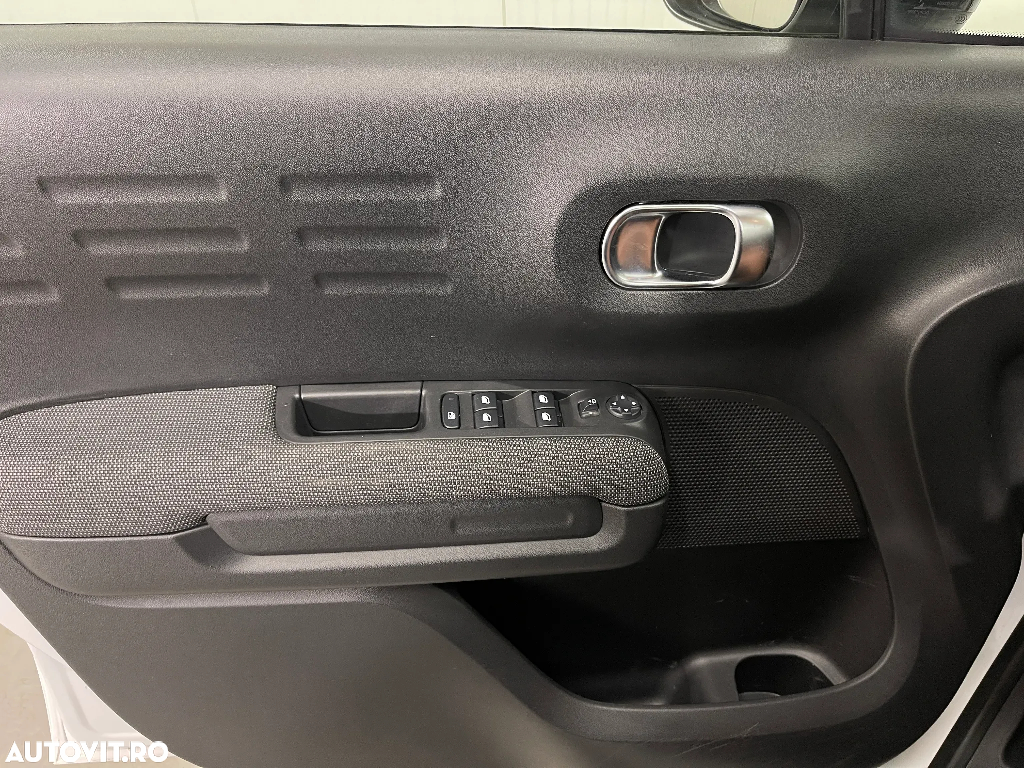 Citroën C3 AIRCROSS BlueHDI 120 Stop & Start EAT6 FEEL PACK - 23