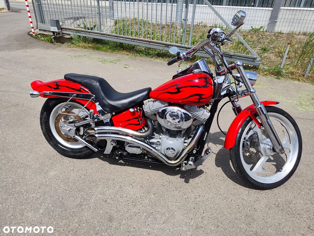 Harley-Davidson V-Rod Night Rod - 2