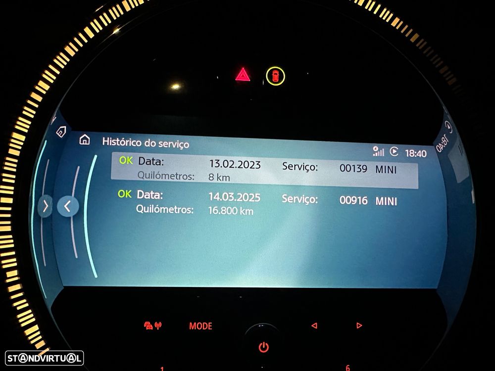 MINI 3 Portas Cooper SE Essential - 24