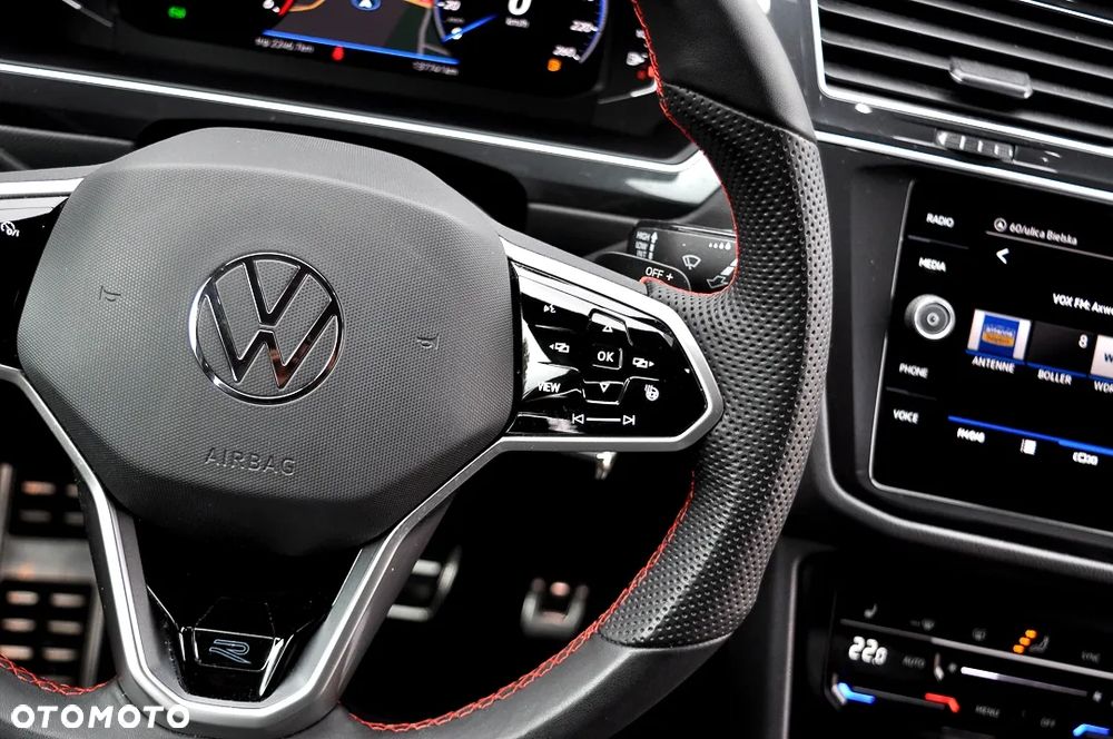Volkswagen Tiguan 2.0 TDI SCR DSG R-Line - 35
