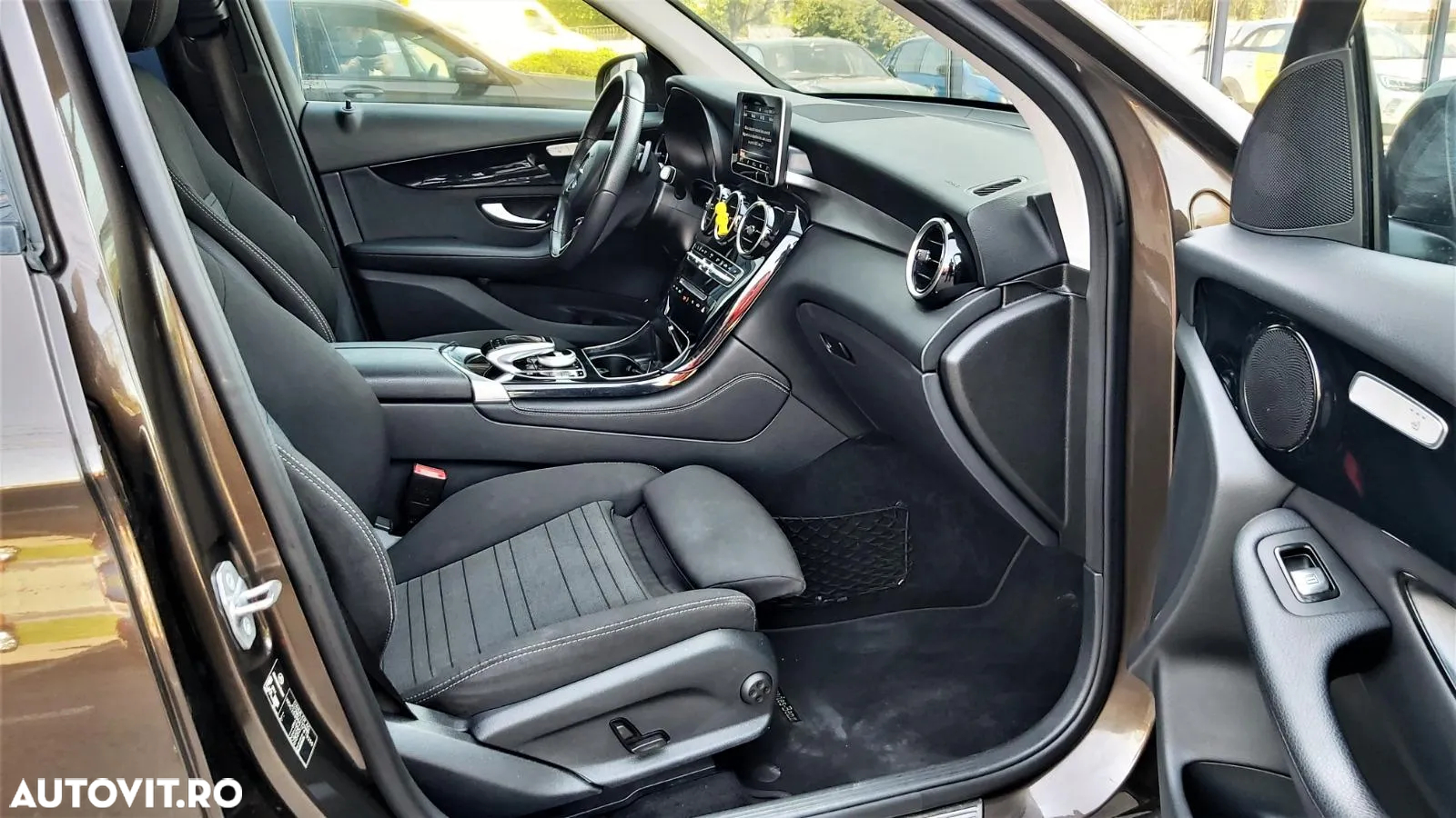 Mercedes-Benz GLC 220 d 4MATIC - 7