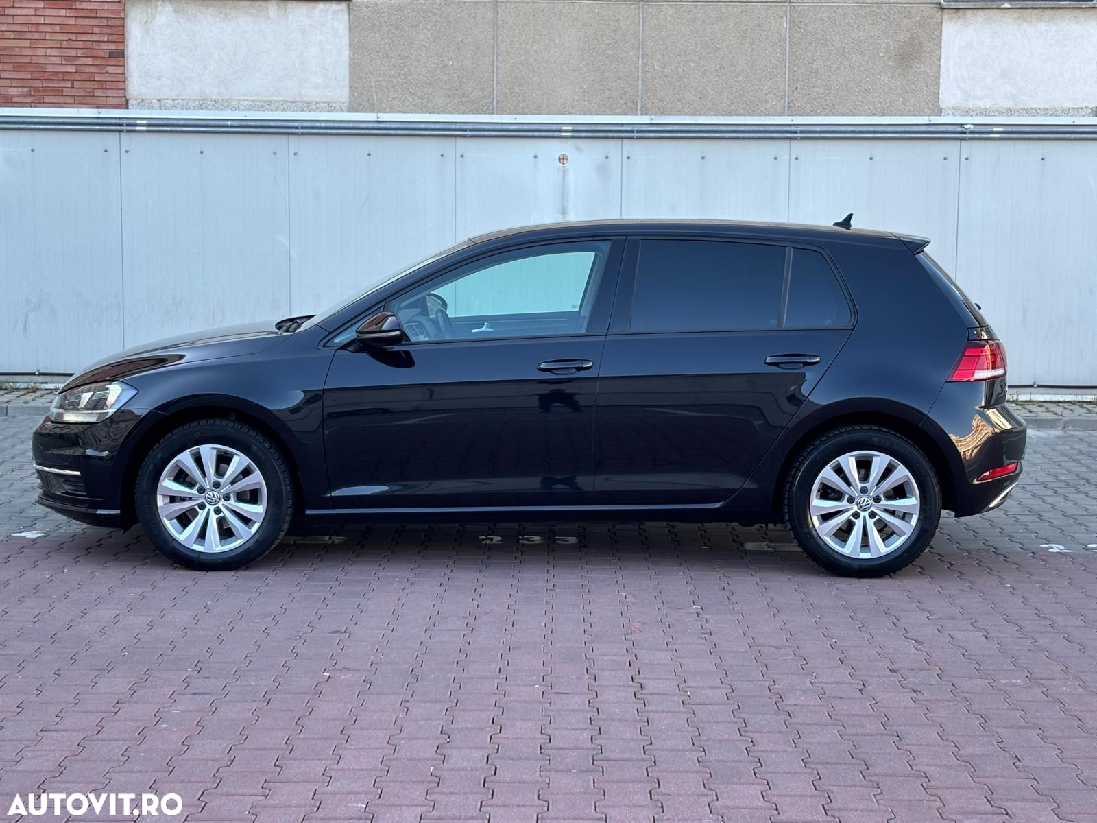 Volkswagen Golf 1.0 TSI BlueMotion DSG Comfortline - 15