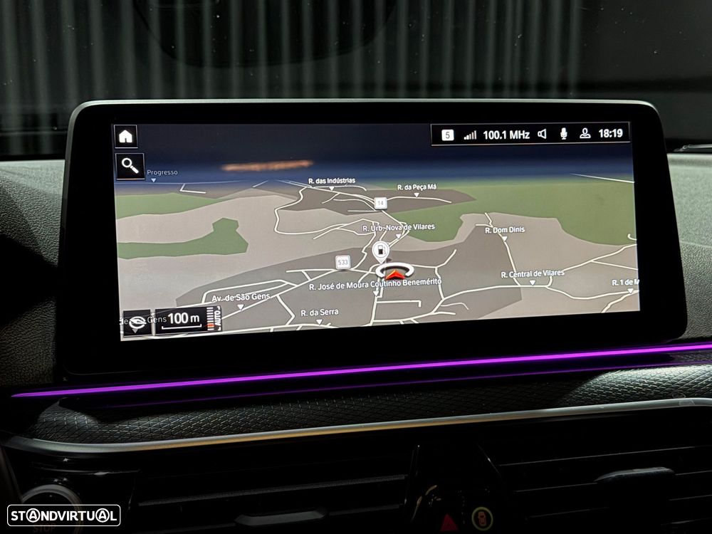 BMW 530 e Pack Desportivo M - 23