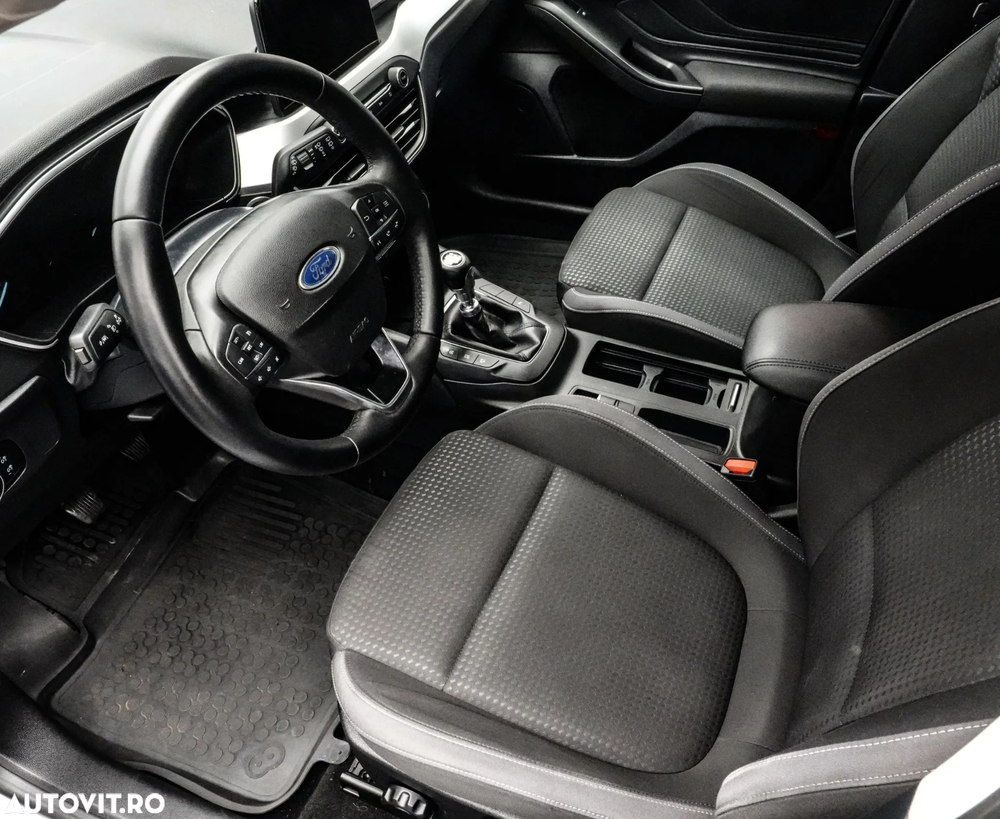 Ford Focus 1.5 EcoBlue Titanium Business - 12