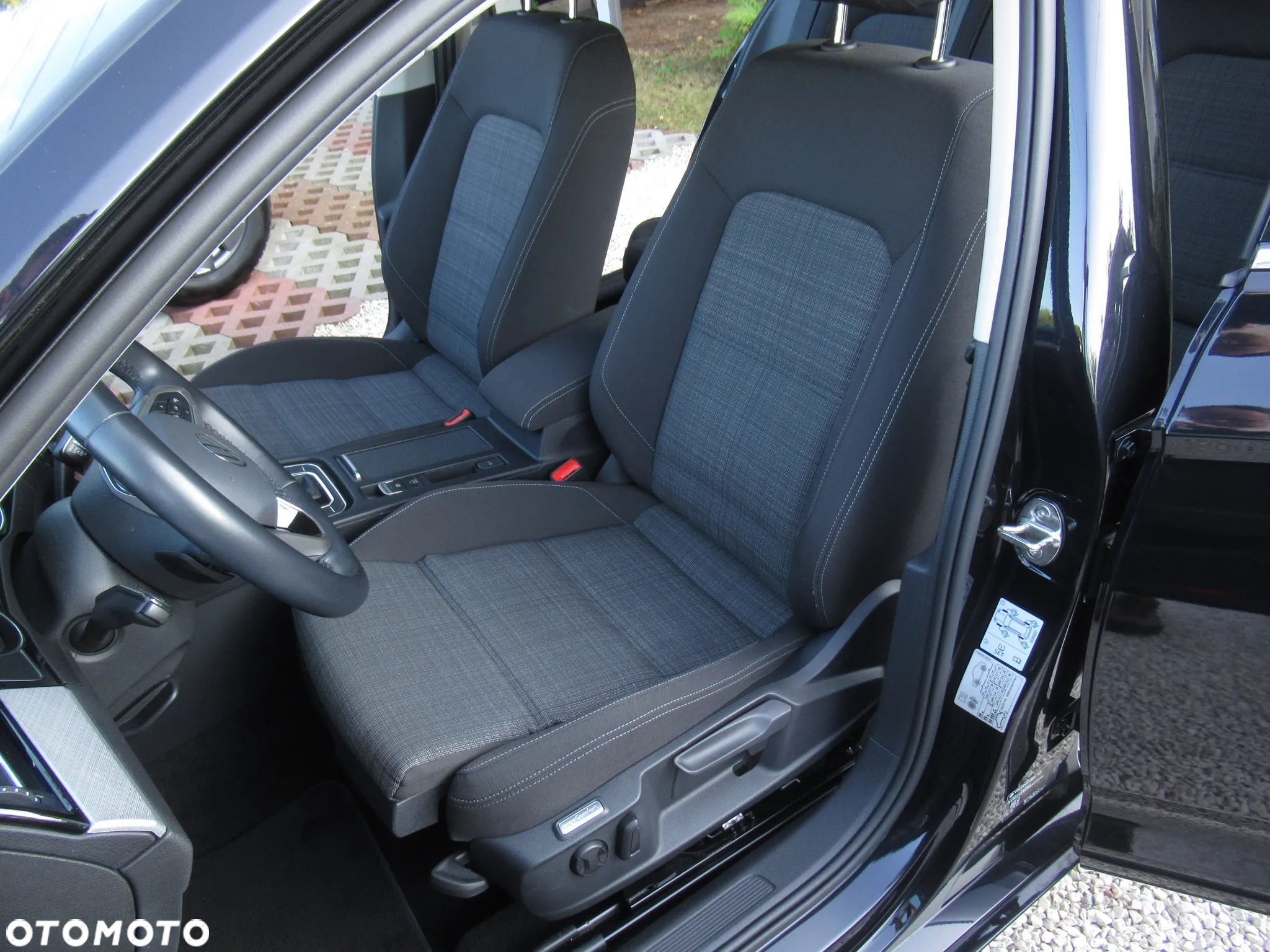 Volkswagen Passat 2.0 TSI Business DSG - 6
