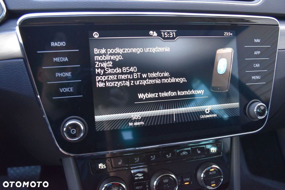 Skoda Superb 2.0 TSI Style DSG - 19