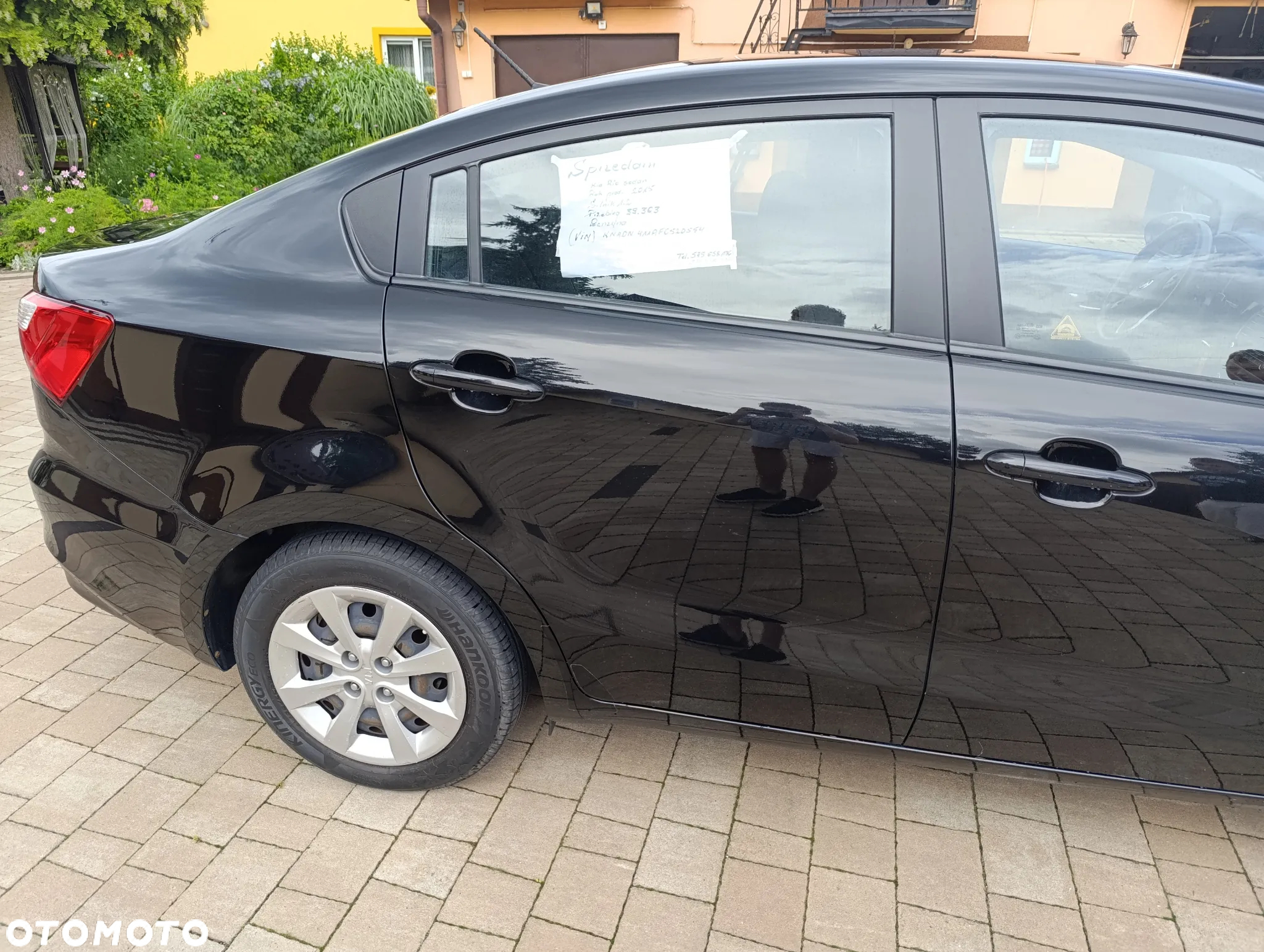 Kia Rio 1.2 L - 10
