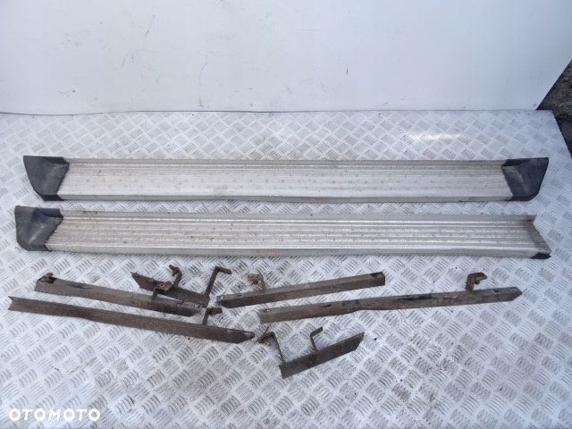 progi, stopnie kpl. nissan qashqai j10 - 1