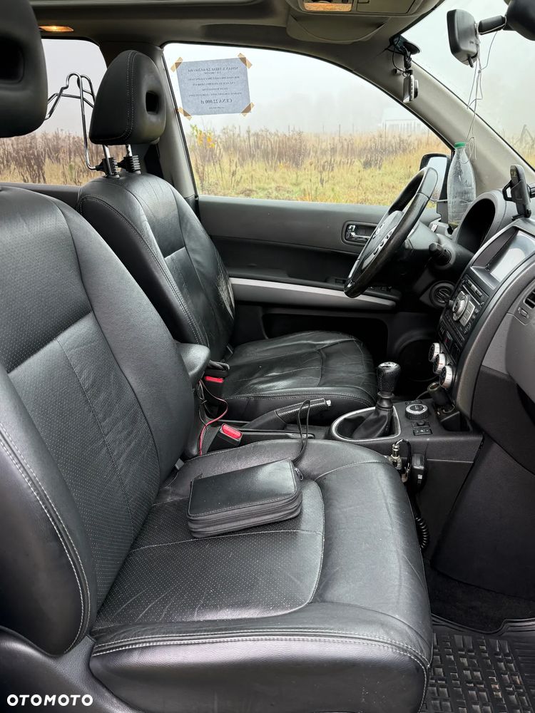 Nissan X-Trail 2.0 dCi LE - 11