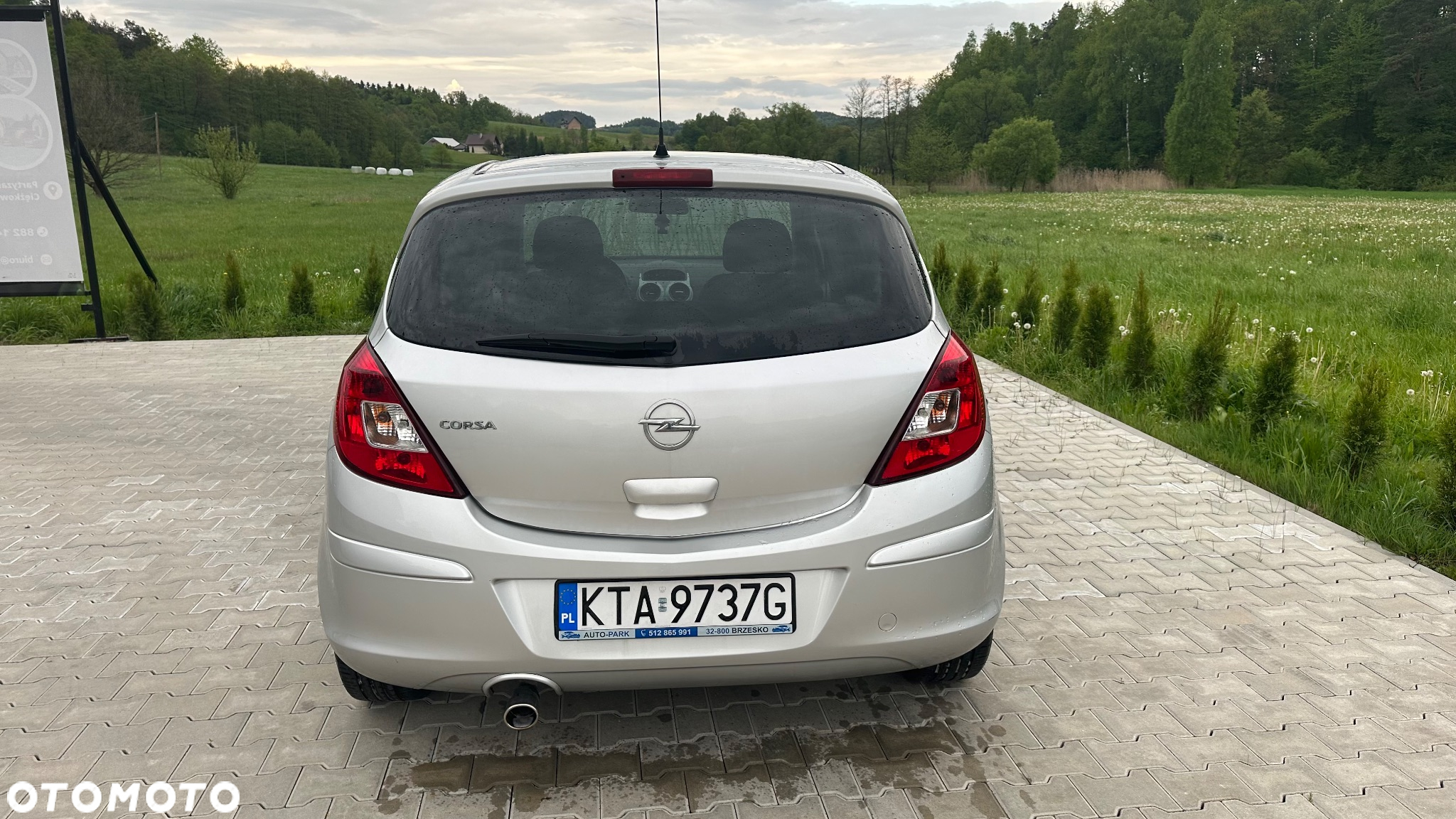 Opel Corsa 1.4 16V Cosmo - 6
