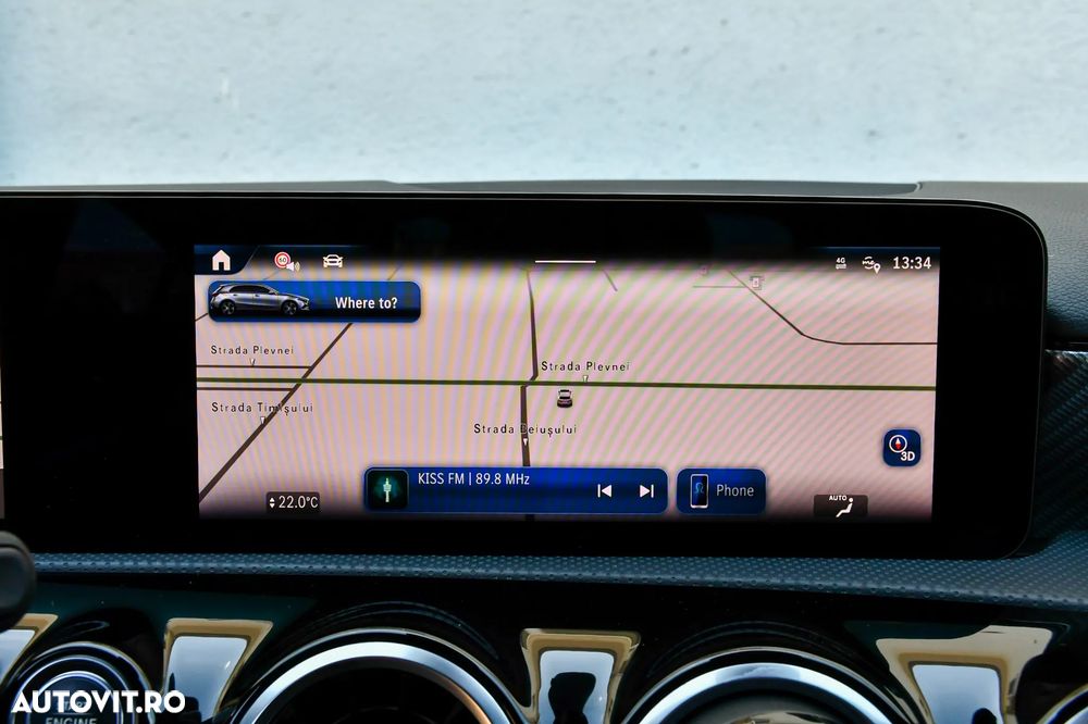 Mercedes-Benz A 180 d Sedan 8G-DCT - 22