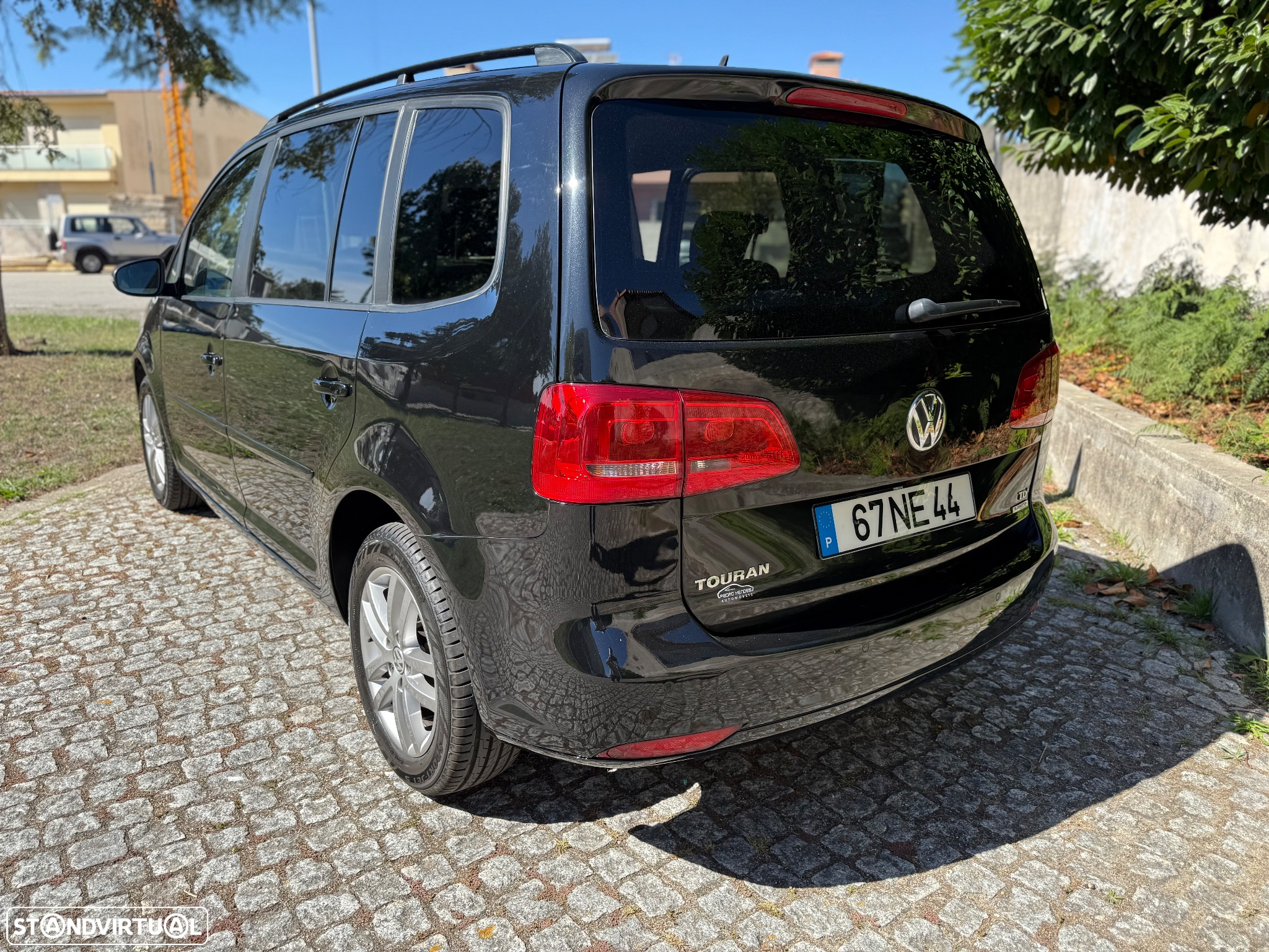 VW Touran 1.6 TDI Blue.Highline 7L - 16