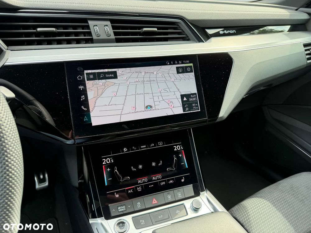 Audi Q8 - 14
