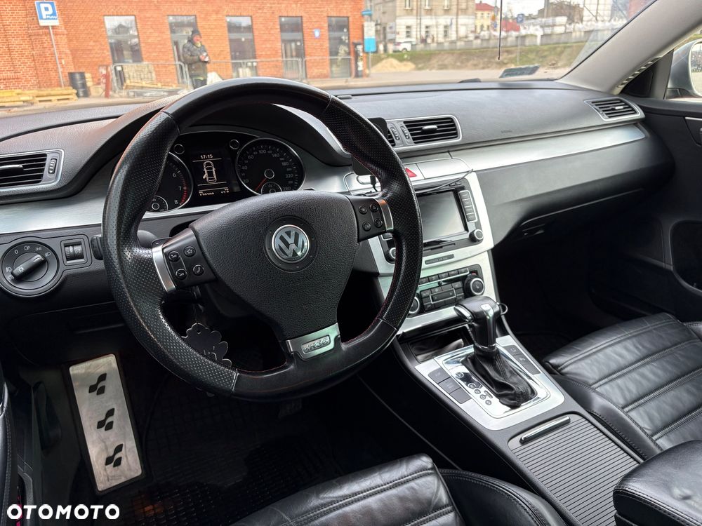 Volkswagen Passat - 20