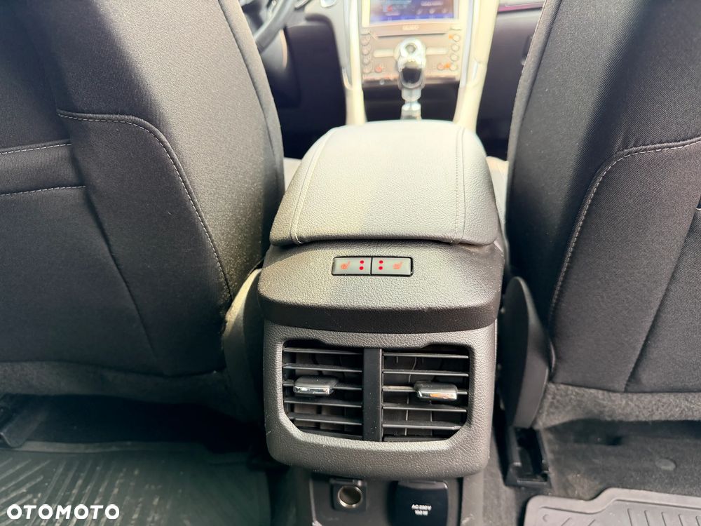 Ford Mondeo 2.0 EcoBlue Titanium - 15